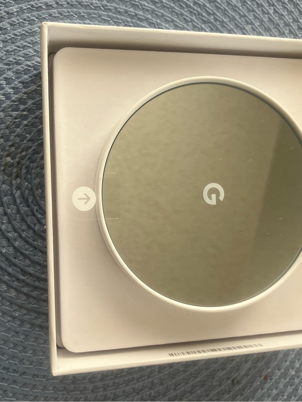 Google Nest Thermostat - Mirror Finish (White) - Picture 3 of 11